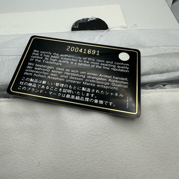 The House of Chanel Wallet - Picture 2 of 13